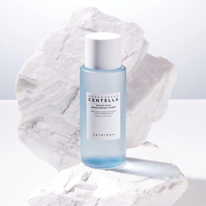 Kbeauty Glass Skin SKIN1004 Madagascar Centella Hyalu-cica Brightening Toner 210ml 