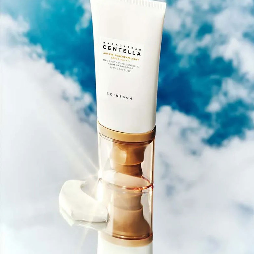 Kbeauty Glass Skin SKIN1004 Madagascar Centella Air-fit Suncream Light 50ml 