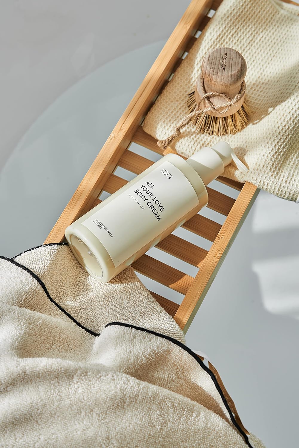 Wholesale Quantity Discount Bulk Pack Kbeauty Glass Skin Sioris All Your Love Body Cream 300ml 